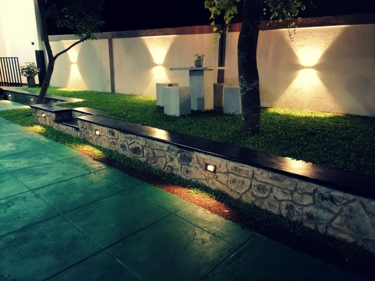 Ceylonima Home Stay Anuradhapura Dış mekan fotoğraf