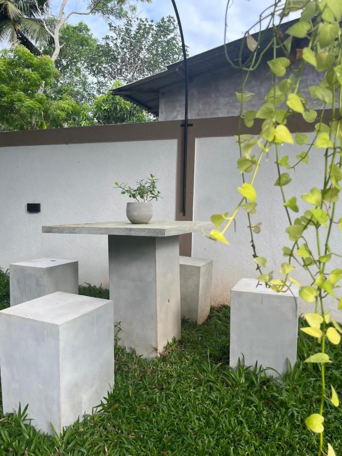 Ceylonima Home Stay Anuradhapura Dış mekan fotoğraf