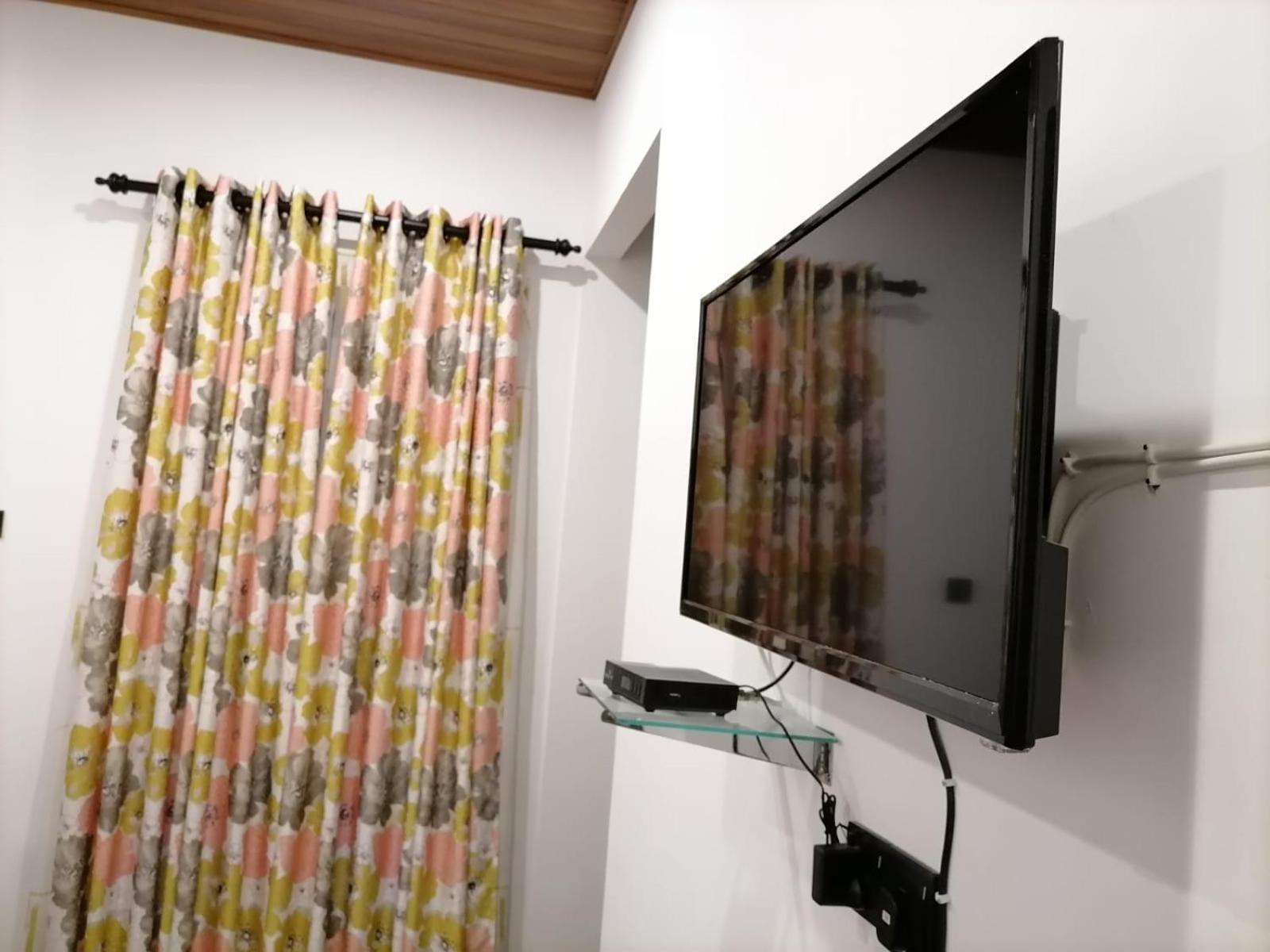 Ceylonima Home Stay Anuradhapura Oda fotoğraf