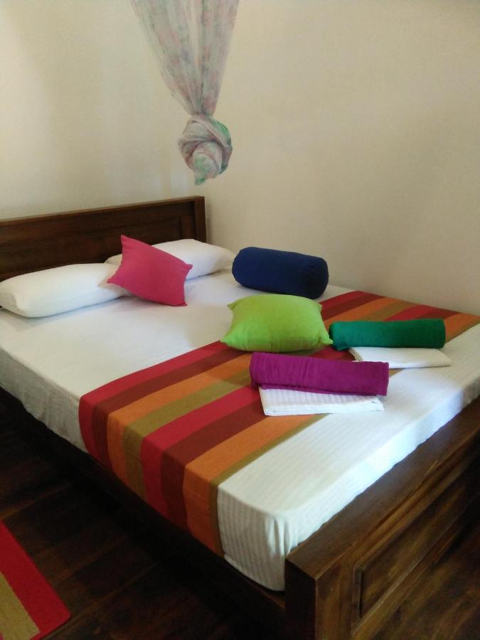 Ceylonima Home Stay Anuradhapura Dış mekan fotoğraf